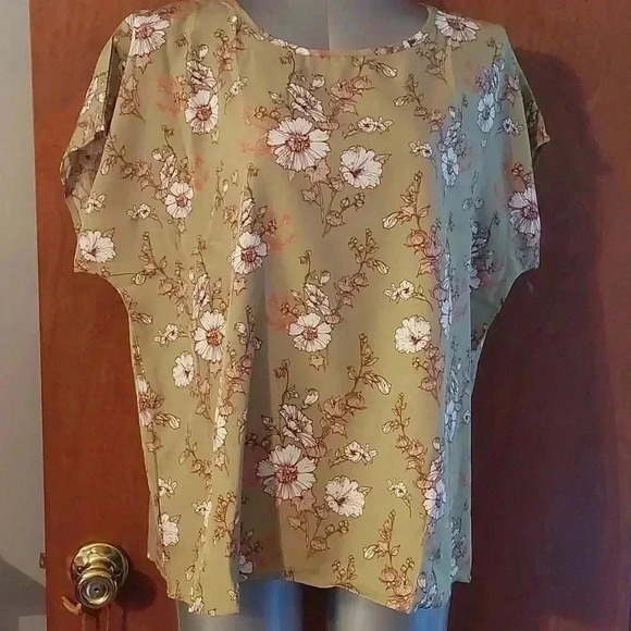 NWT Boho green and white top size xl - Picture 1 of 4